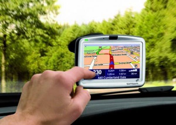 in-car-gps-navigation_640x454