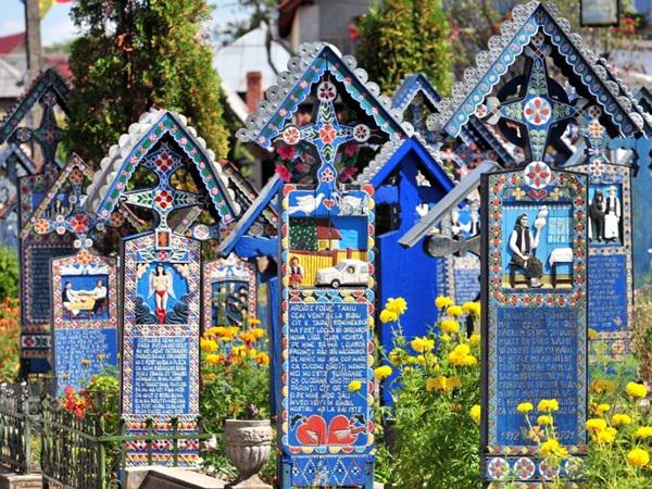 cimitirul-vesel-sapanta