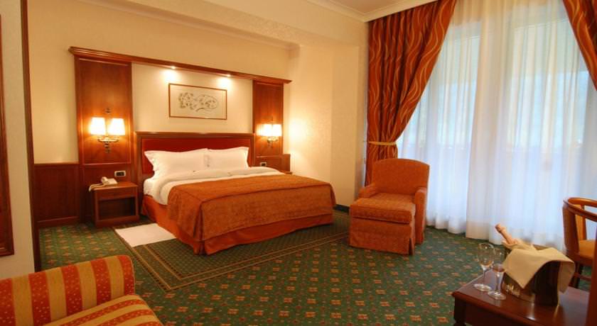hotel-romantic-azuga-romania1