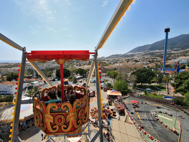 tivoli_world
