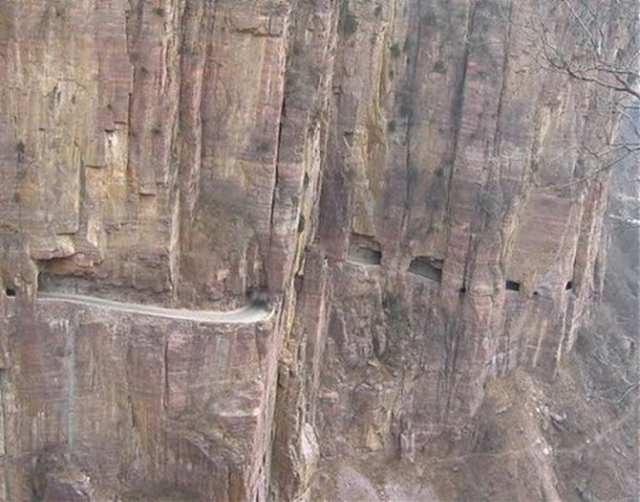 Guoliang-Tunnel-Road-1