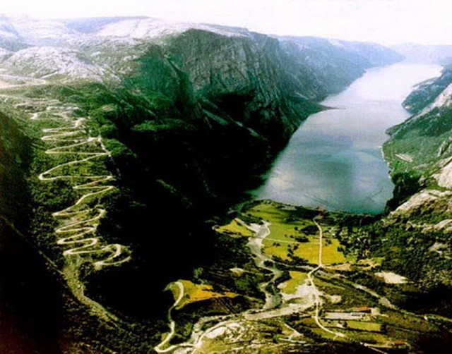 Lysebotn-Road