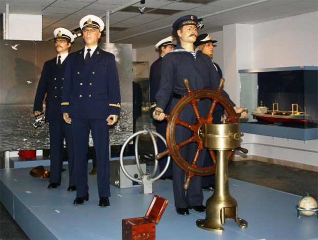 muzeul-marinei-romane-constanta (1)